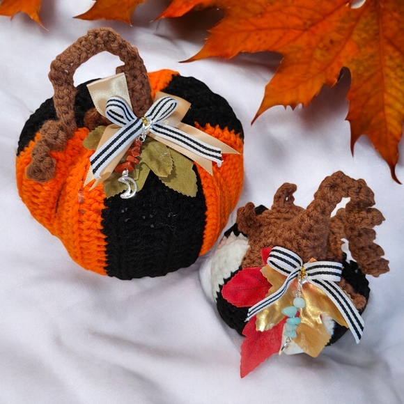 Handmade Crochet Decorative Halloween Pumpkin Decor - Set of 3 - Picture 7 of 10